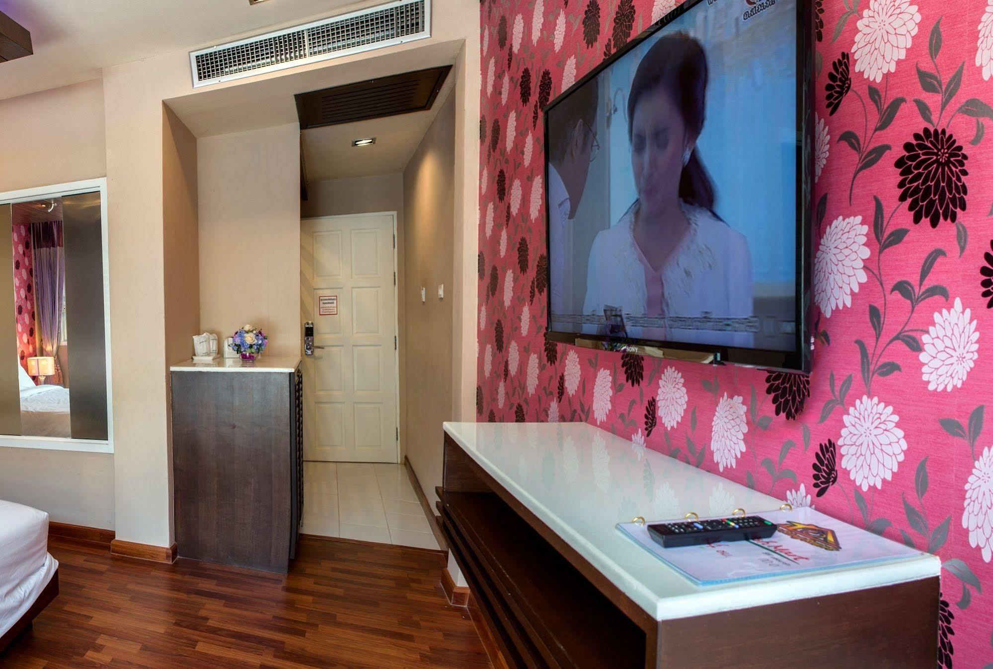 The Ring Hotel Hat Yai Bagian luar foto