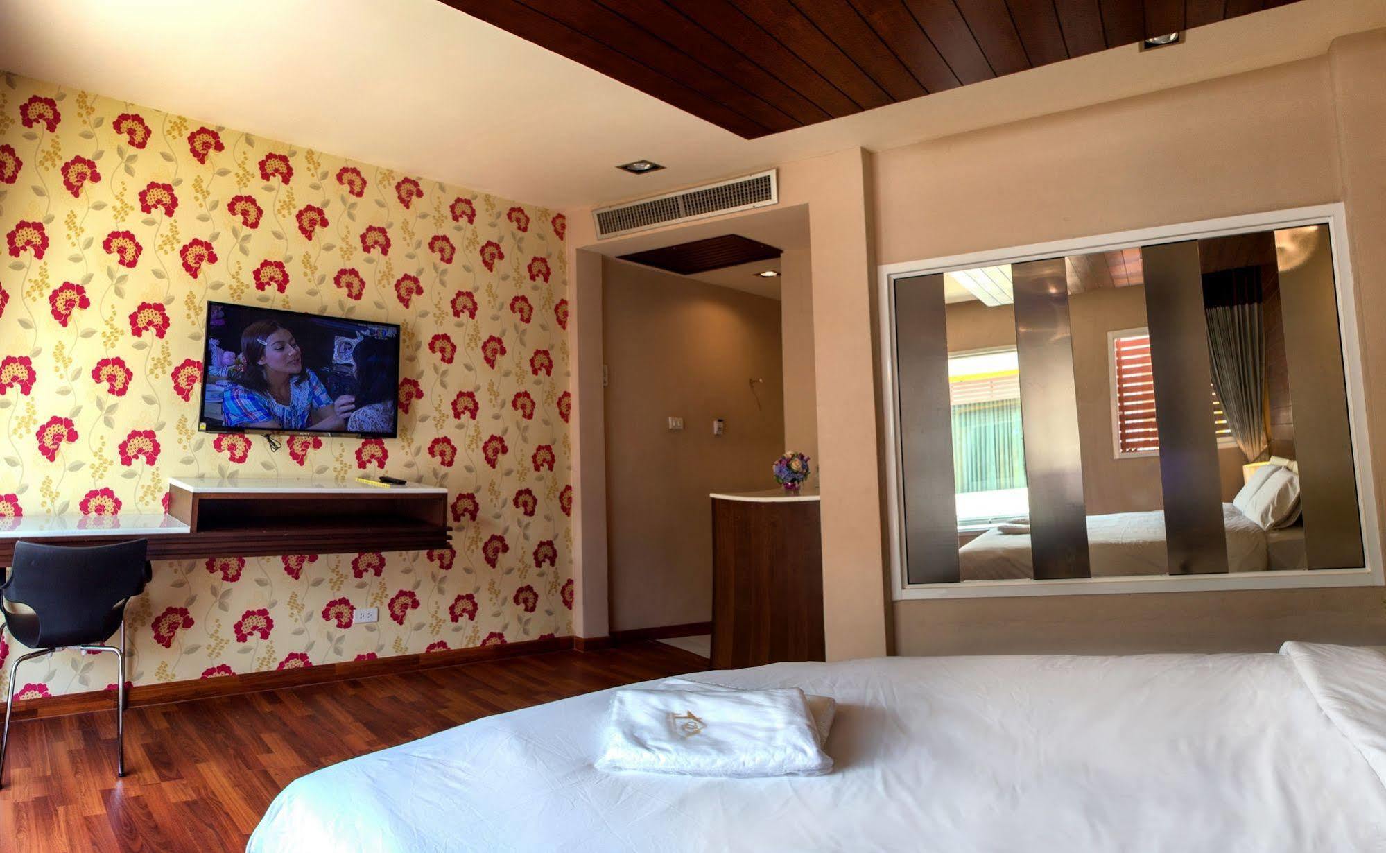 The Ring Hotel Hat Yai Bagian luar foto