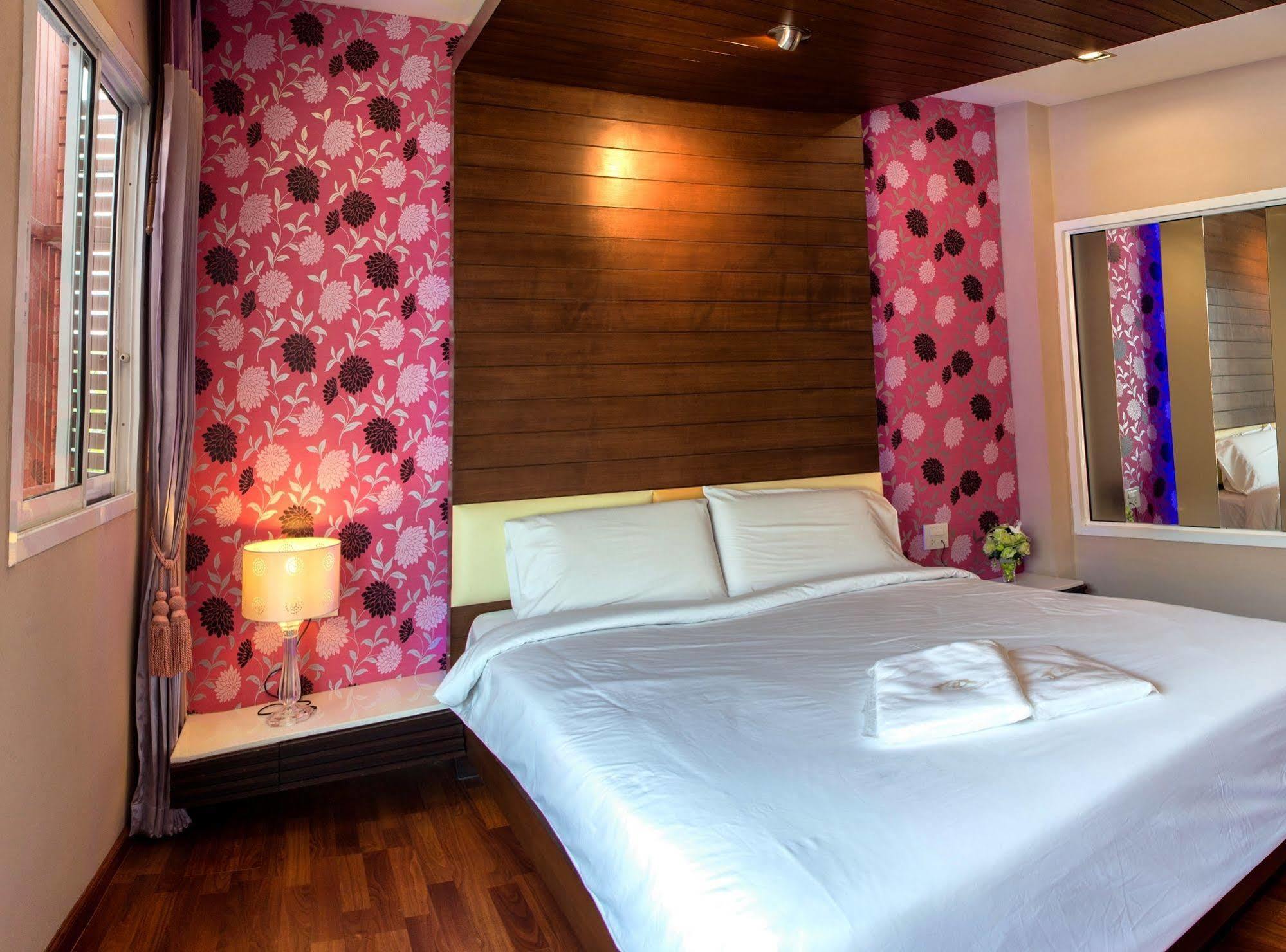 The Ring Hotel Hat Yai Bagian luar foto