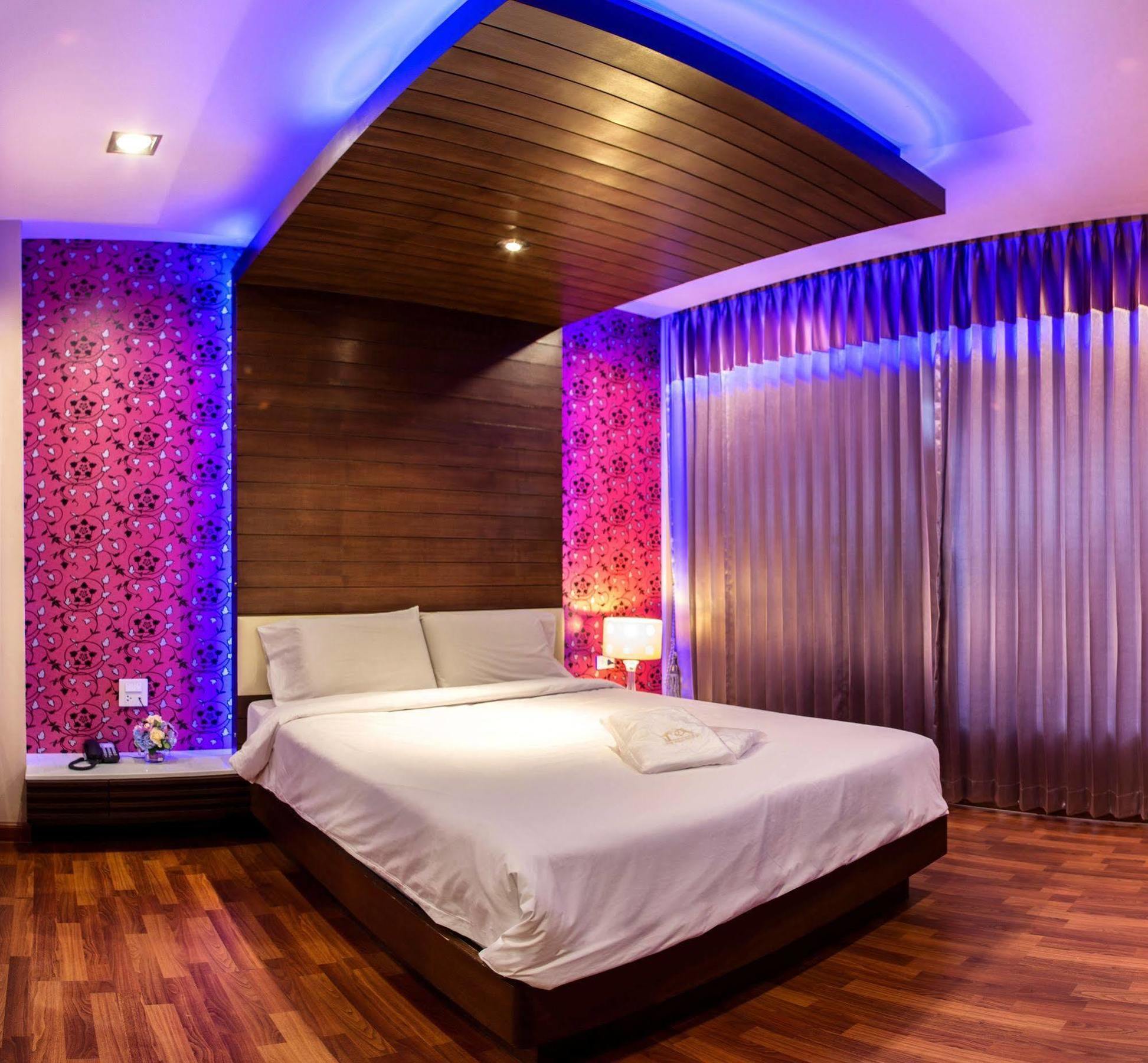 The Ring Hotel Hat Yai Bagian luar foto