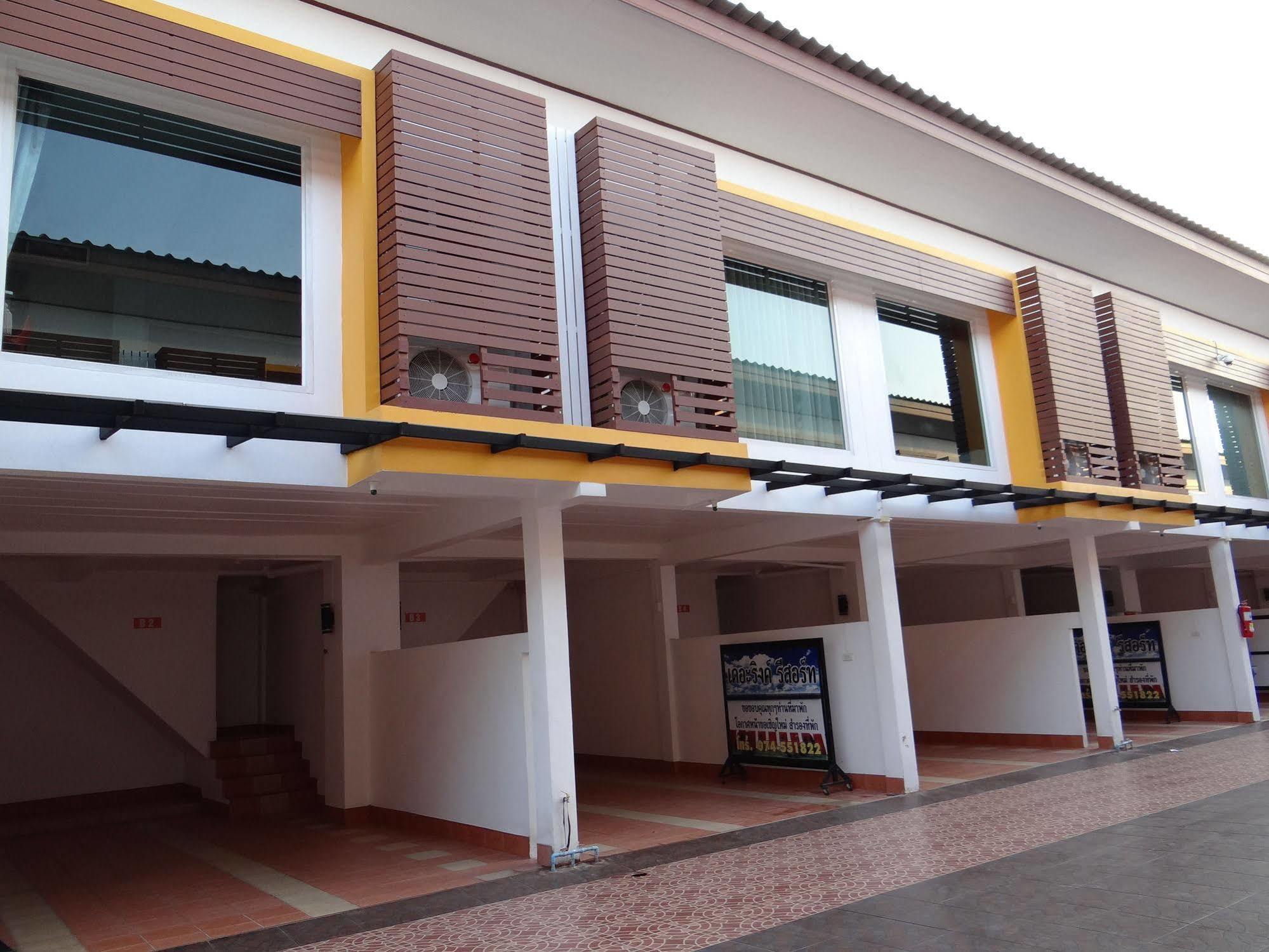 The Ring Hotel Hat Yai Bagian luar foto