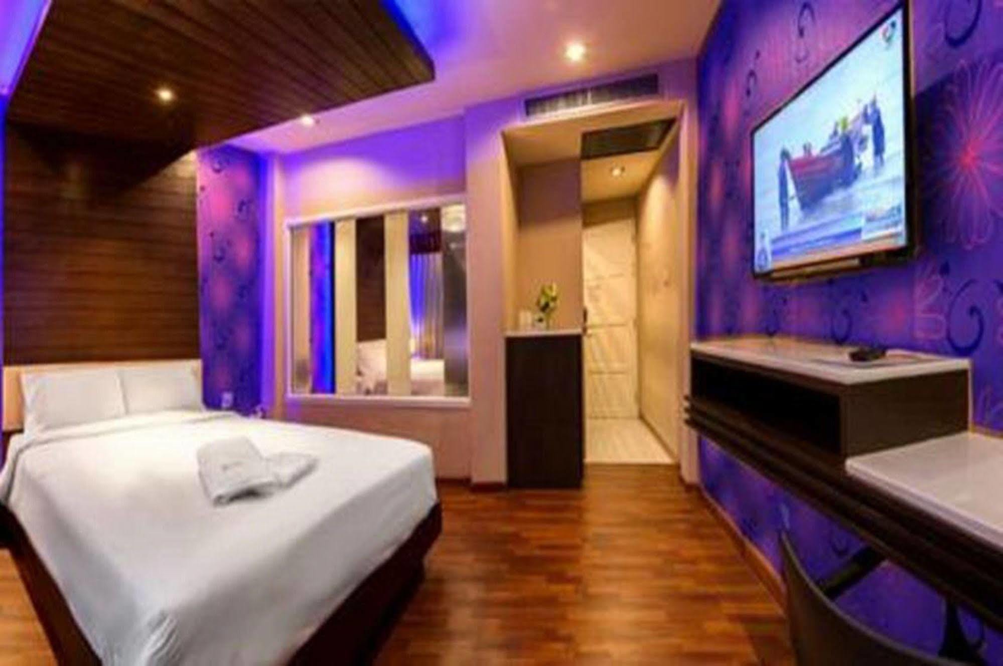 The Ring Hotel Hat Yai Bagian luar foto