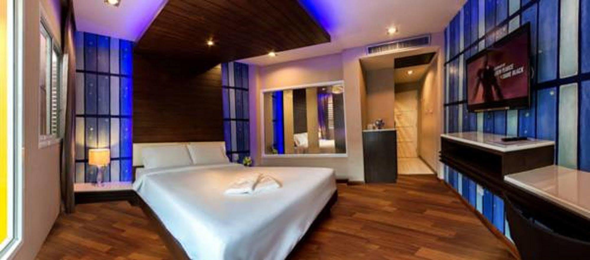 The Ring Hotel Hat Yai Bagian luar foto